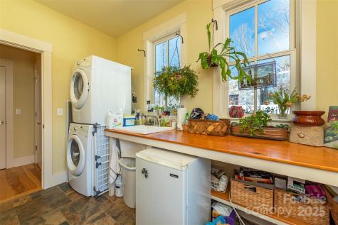 9 Lake Avenue Black Mountain NC 28711