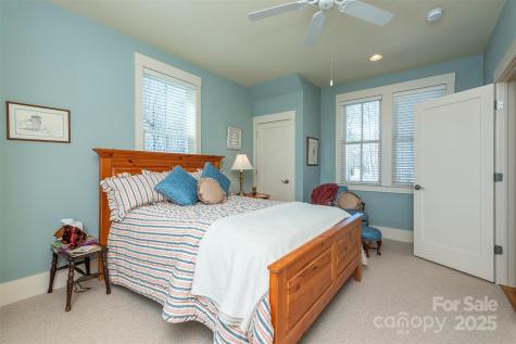 9 Lake Avenue Black Mountain NC 28711