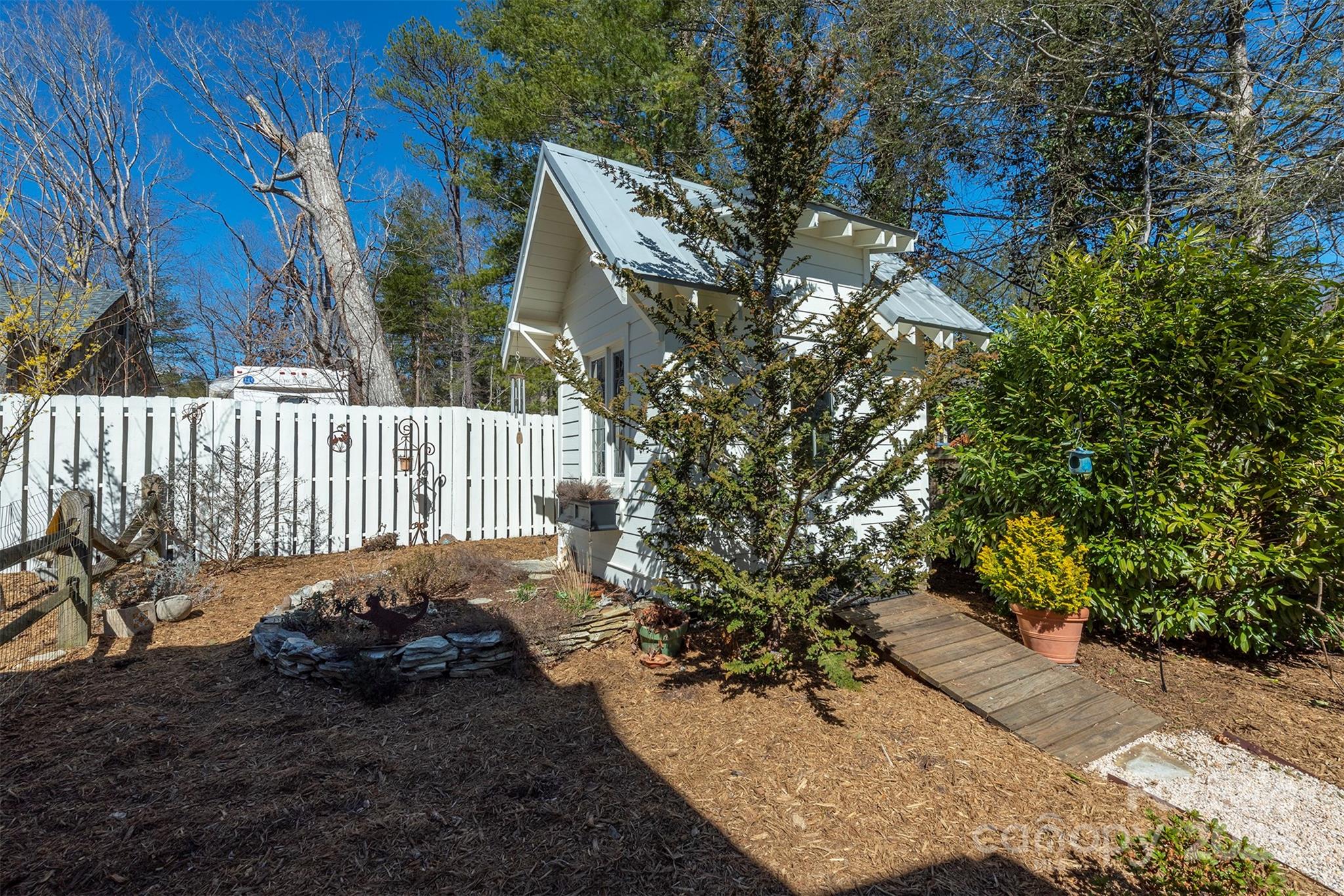 9 Lake Avenue Black Mountain NC 28711