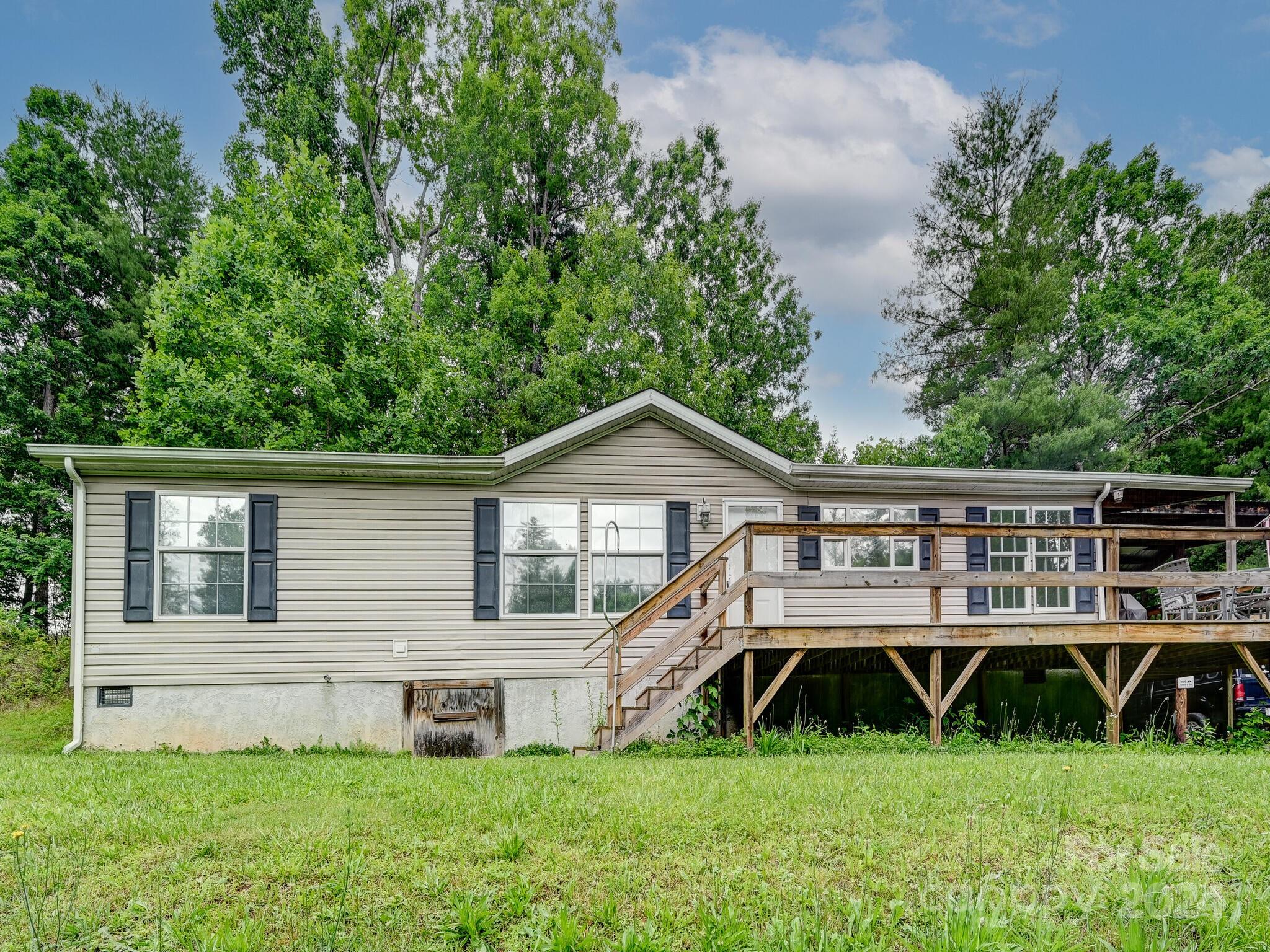 22 Country Acres Lane Marshall NC 28753
