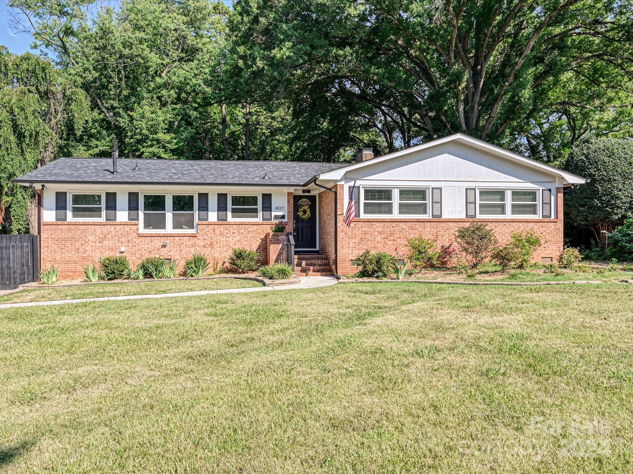 4527 Wedgewood Drive Charlotte NC 28210