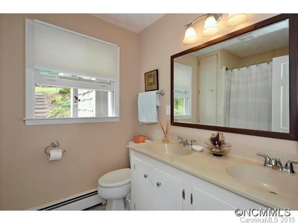 115 Ashley Circle Asheville NC 28805