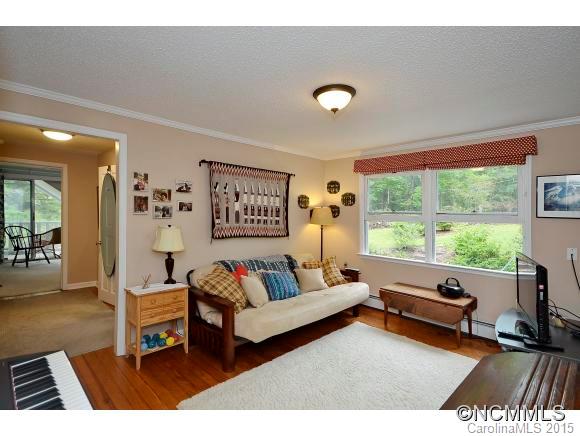 115 Ashley Circle Asheville NC 28805