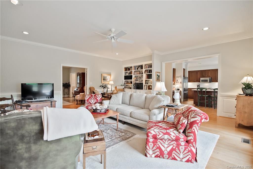 1519 Myers Park Drive Charlotte NC 28207