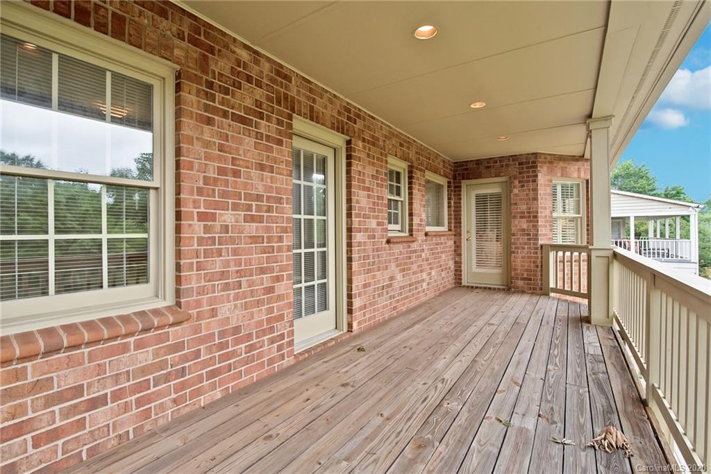 1519 Myers Park Drive Charlotte NC 28207