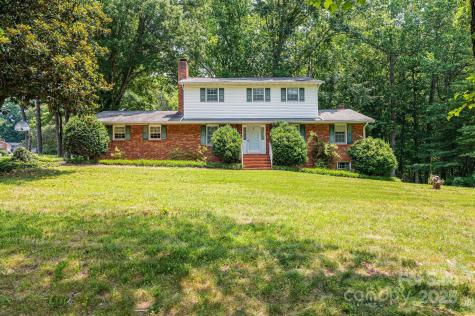 3781 Dover Street Claremont NC 28610
