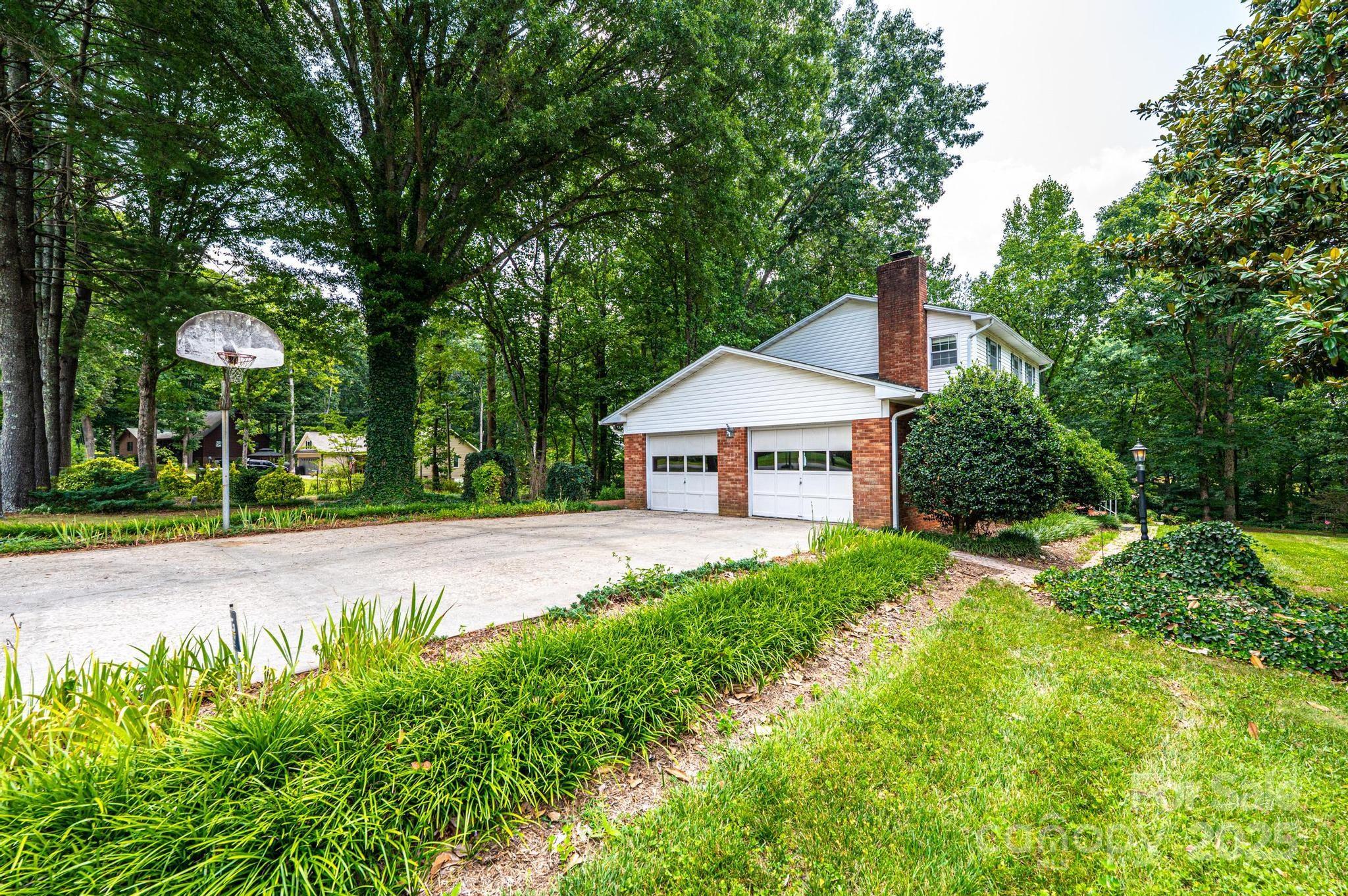 3781 Dover Street Claremont NC 28610