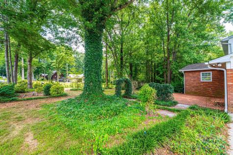 3781 Dover Street Claremont NC 28610