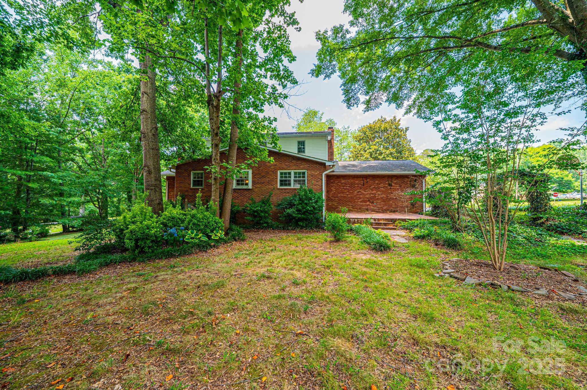 3781 Dover Street Claremont NC 28610