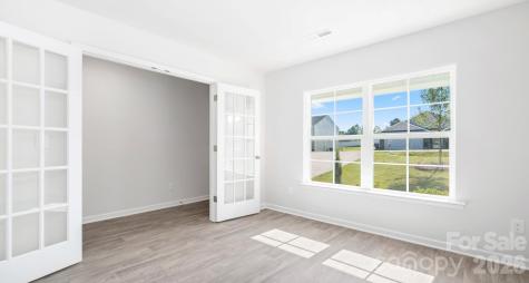 297 Lantanna Avenue Lexington NC 27295