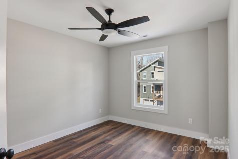 12 Escondido Drive Asheville NC 28806