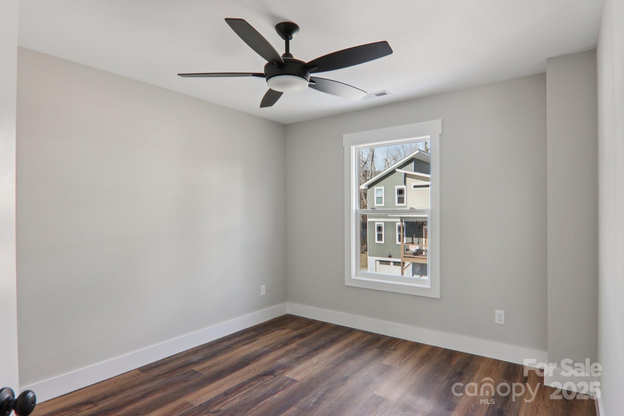 12 Escondido Drive Asheville NC 28806