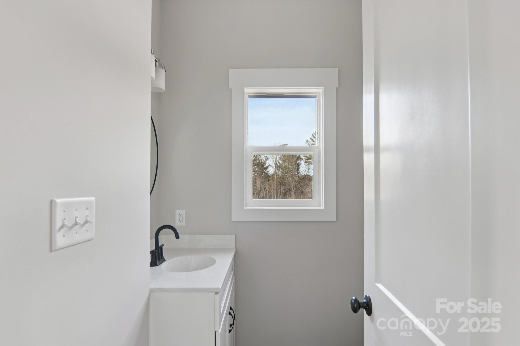 12 Escondido Drive Asheville NC 28806