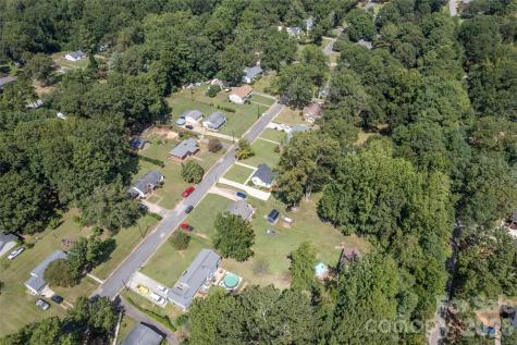 223 Wiley Avenue York SC 29745