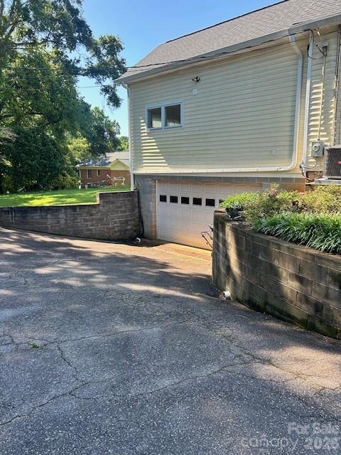 743 S College Avenue Newton NC 28658