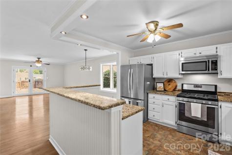 413 Windsor Lane Statesville NC 28677