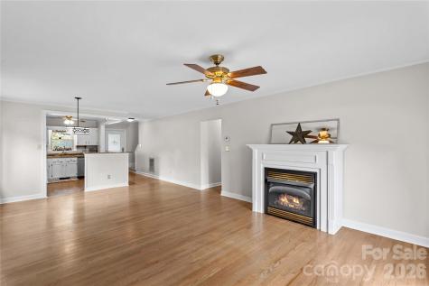 413 Windsor Lane Statesville NC 28677