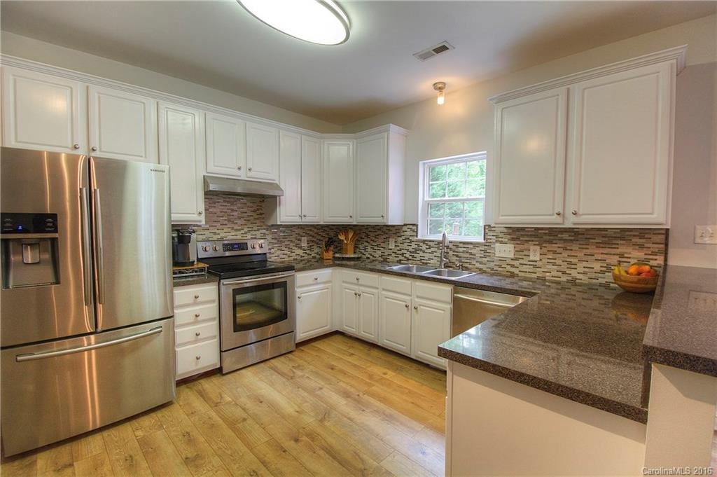 1321 Burtonwood Circle Charlotte NC 28212