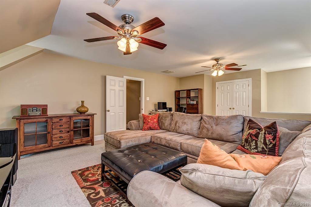 10113 Waterbrook Lane Charlotte NC 28277