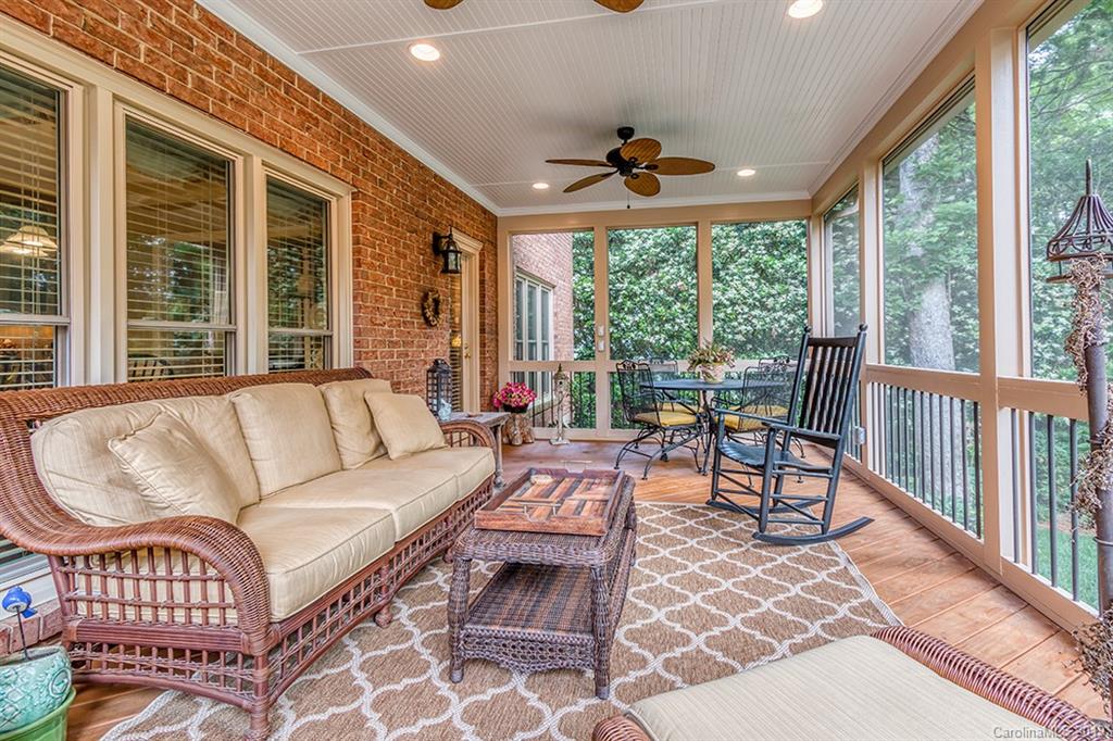10113 Waterbrook Lane Charlotte NC 28277
