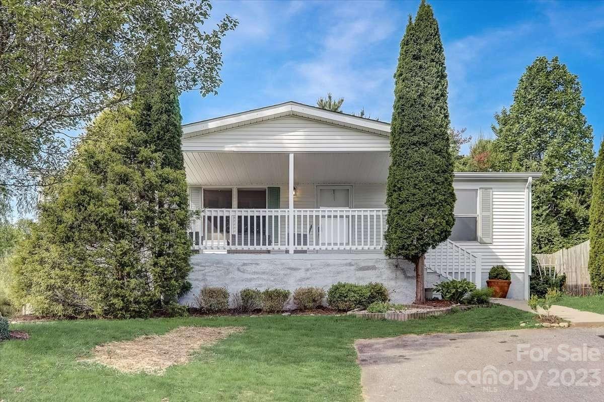 202 Nicholas Drive Asheville NC 28806