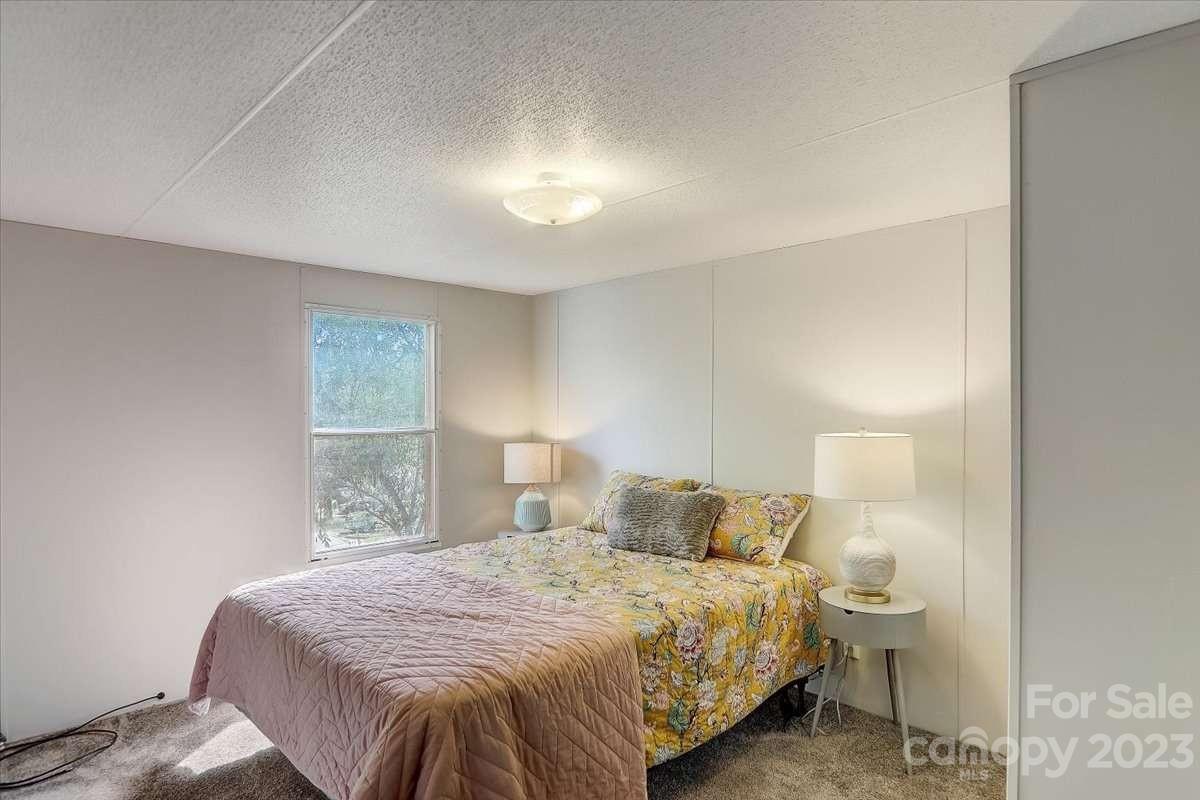 202 Nicholas Drive Asheville NC 28806