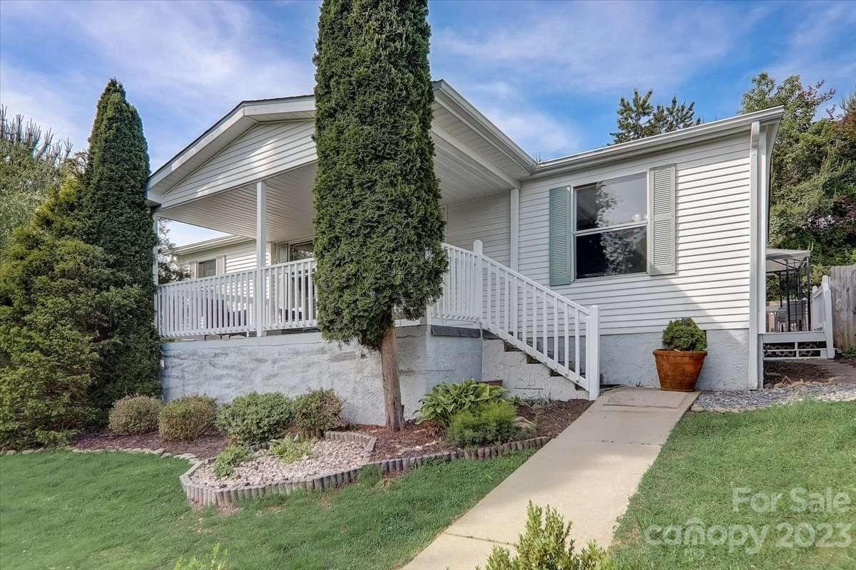 202 Nicholas Drive Asheville NC 28806