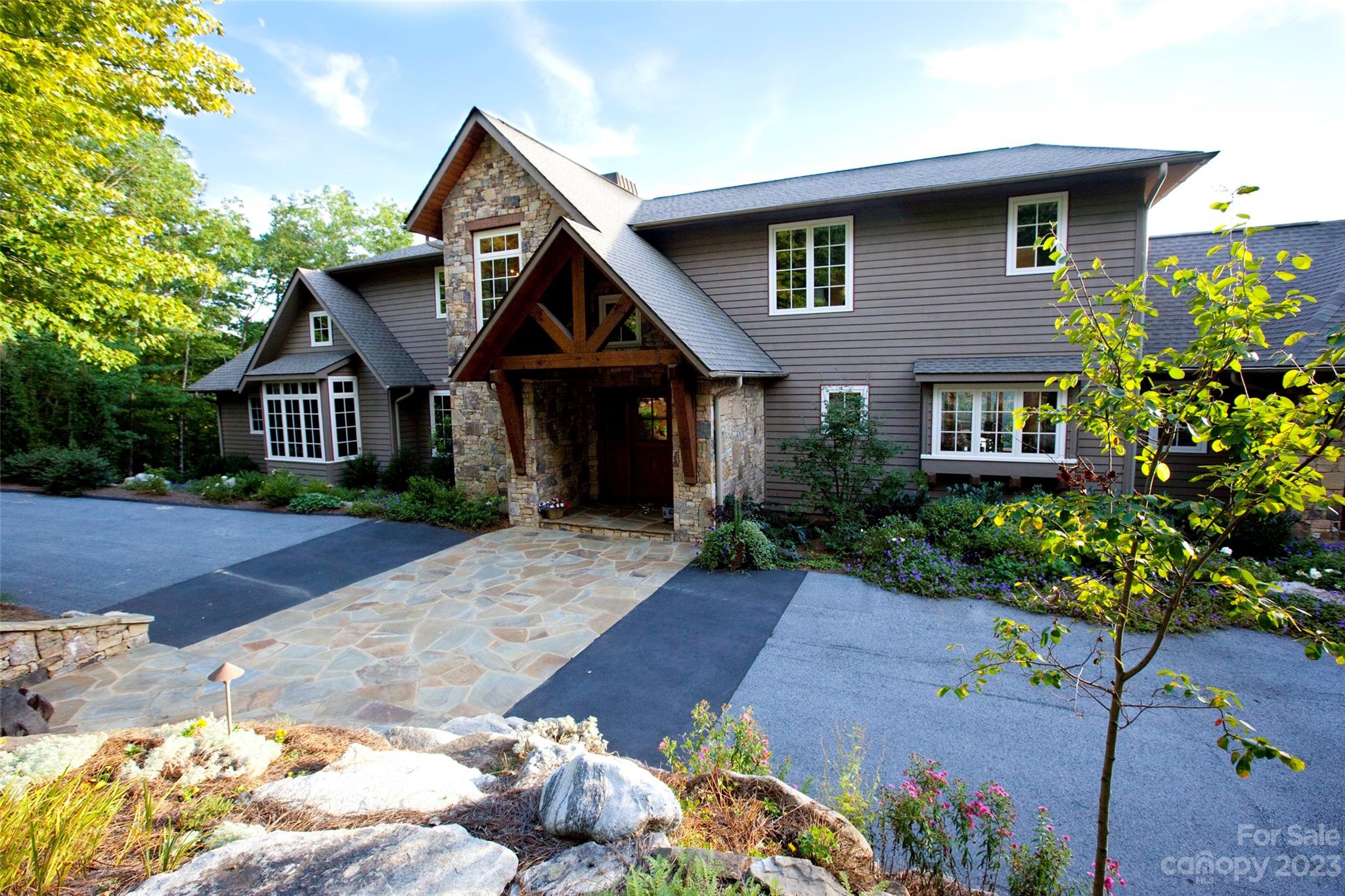 535 Hawk Mountain Road Lake Toxaway NC 28747