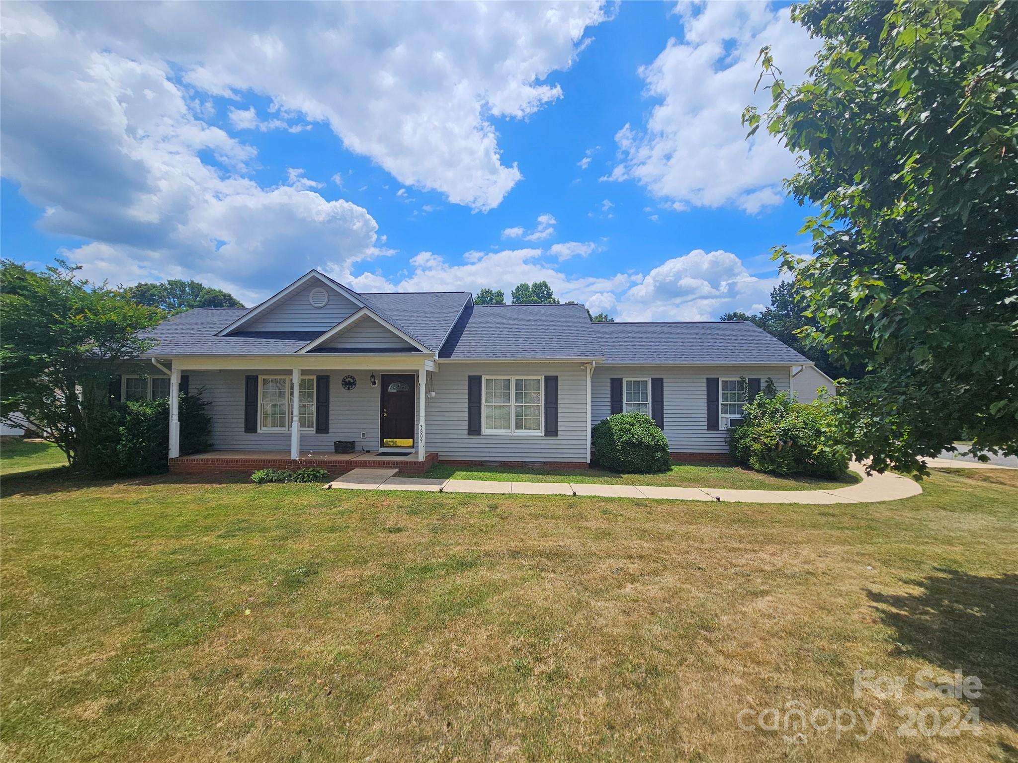 3809 River Road Hickory NC 28602