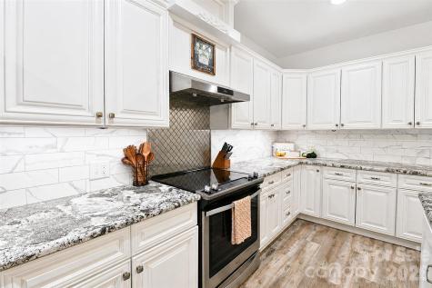 36276 Vick Road New London NC 28127