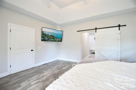 36276 Vick Road New London NC 28127