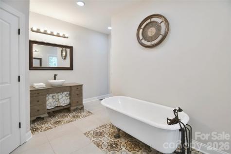 36276 Vick Road New London NC 28127