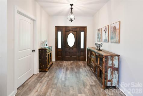 36276 Vick Road New London NC 28127