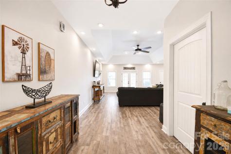 36276 Vick Road New London NC 28127