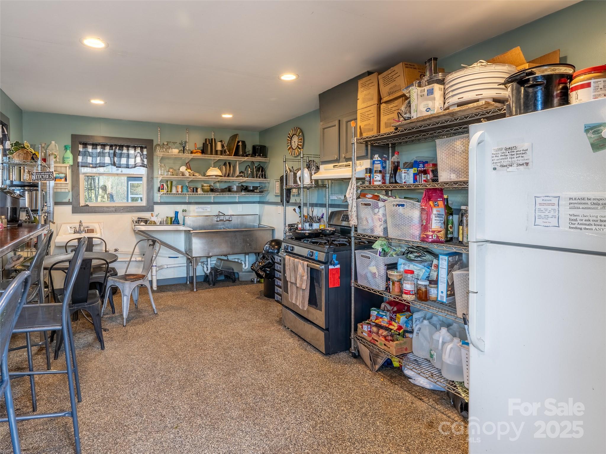 22 Frannys Farm Road Leicester NC 28748
