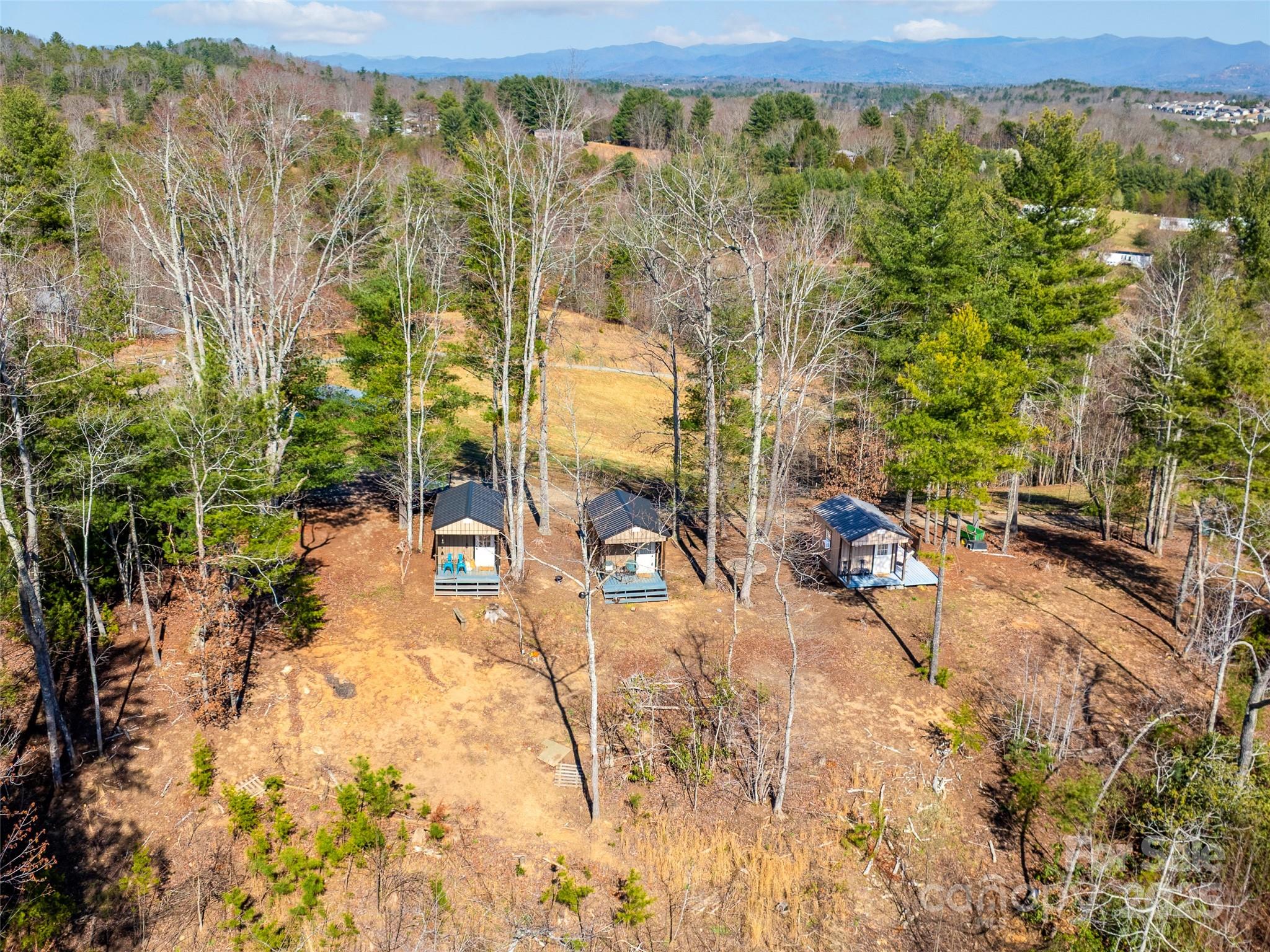 22 Frannys Farm Road Leicester NC 28748
