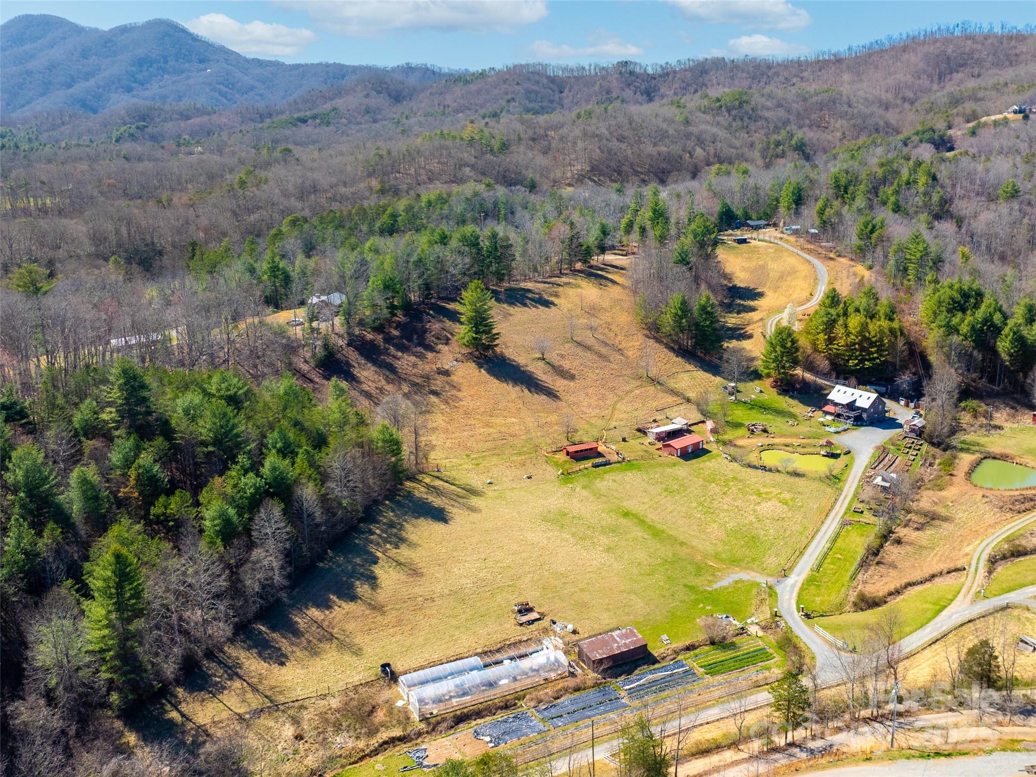 22 Frannys Farm Road Leicester NC 28748