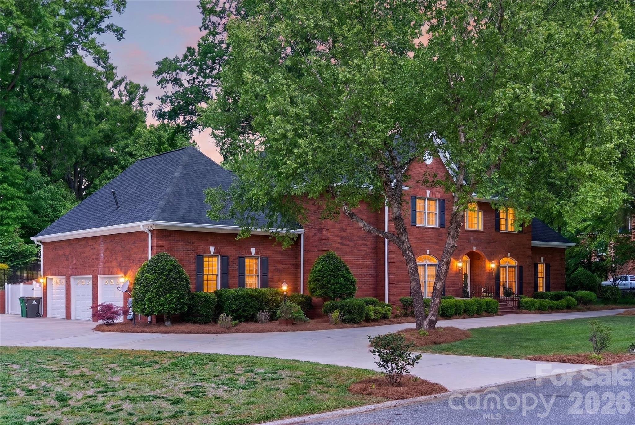 1209 S South Street Gastonia NC 28052