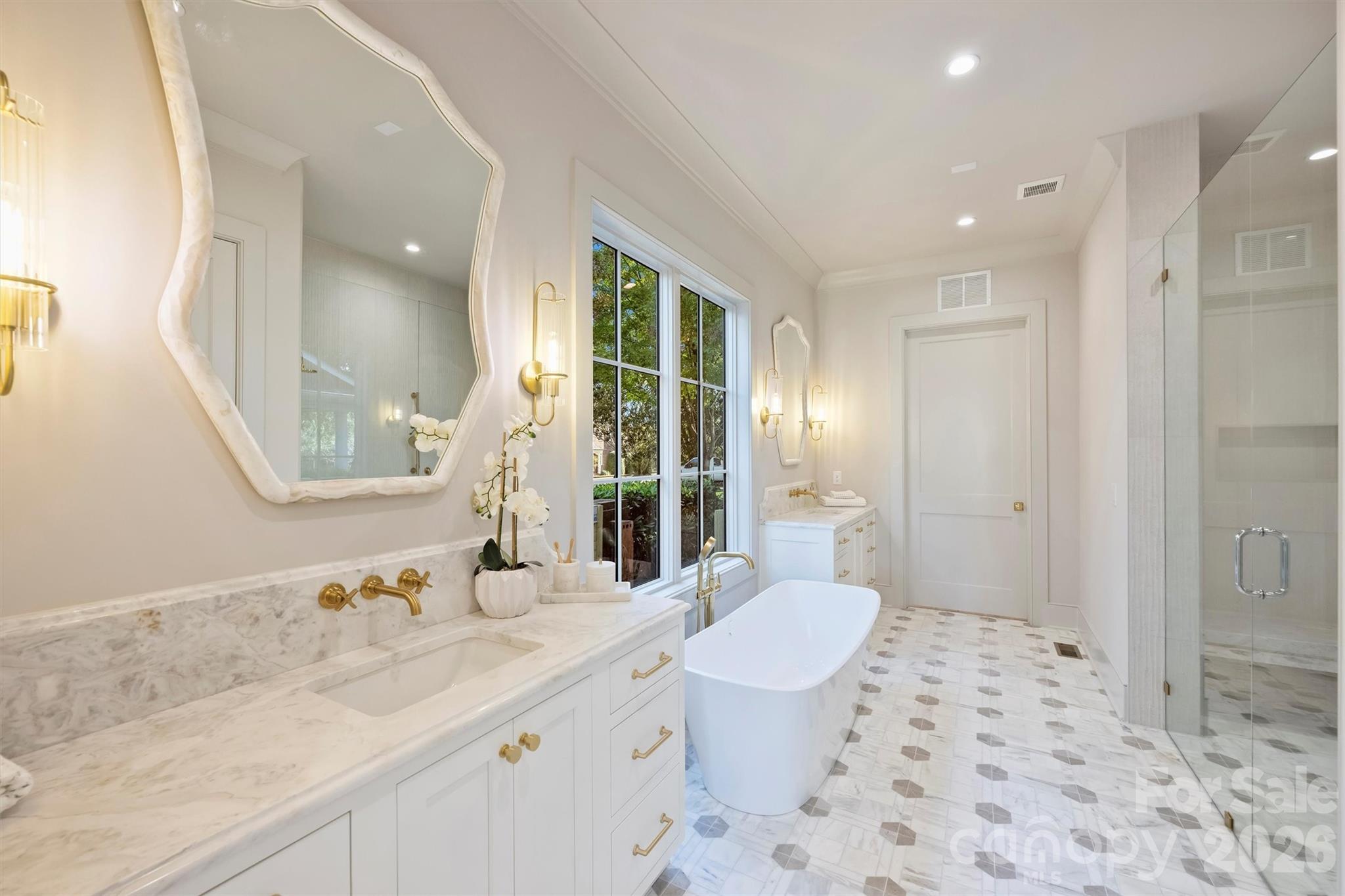 1544 Providence Drive Charlotte NC 28211