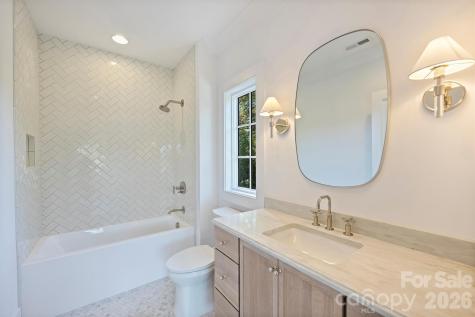 1544 Providence Drive Charlotte NC 28211