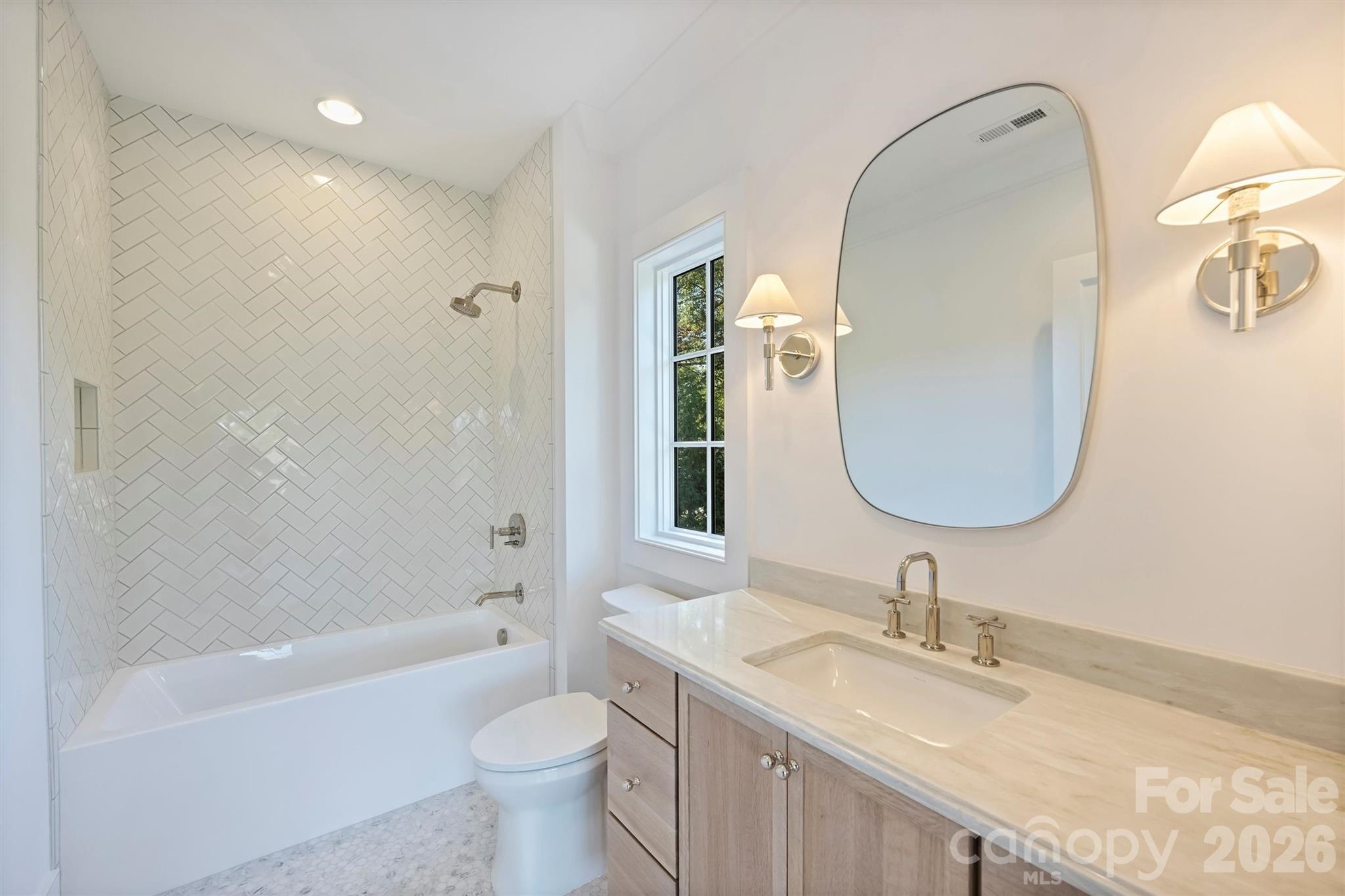 1544 Providence Drive Charlotte NC 28211