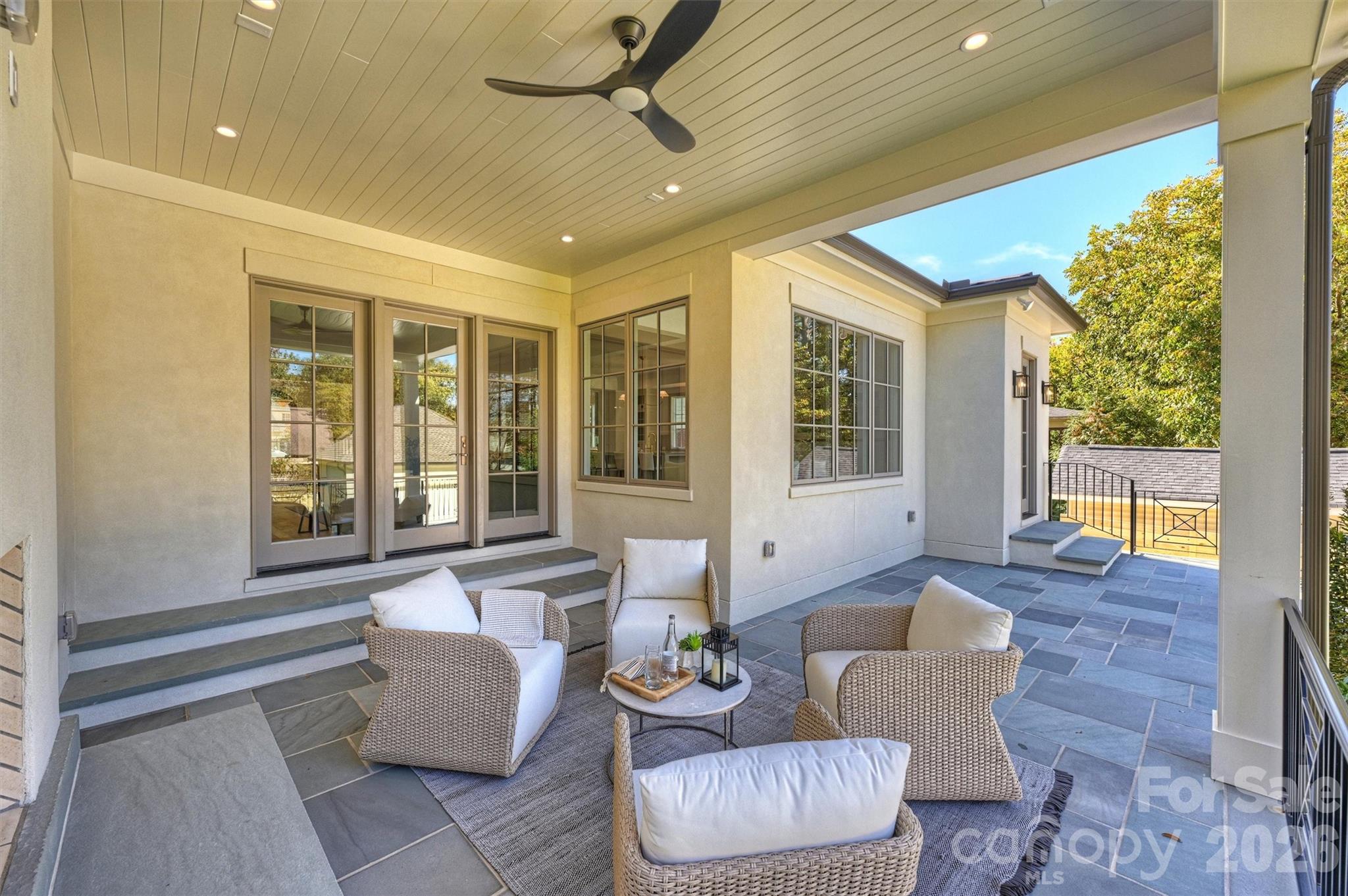 1544 Providence Drive Charlotte NC 28211