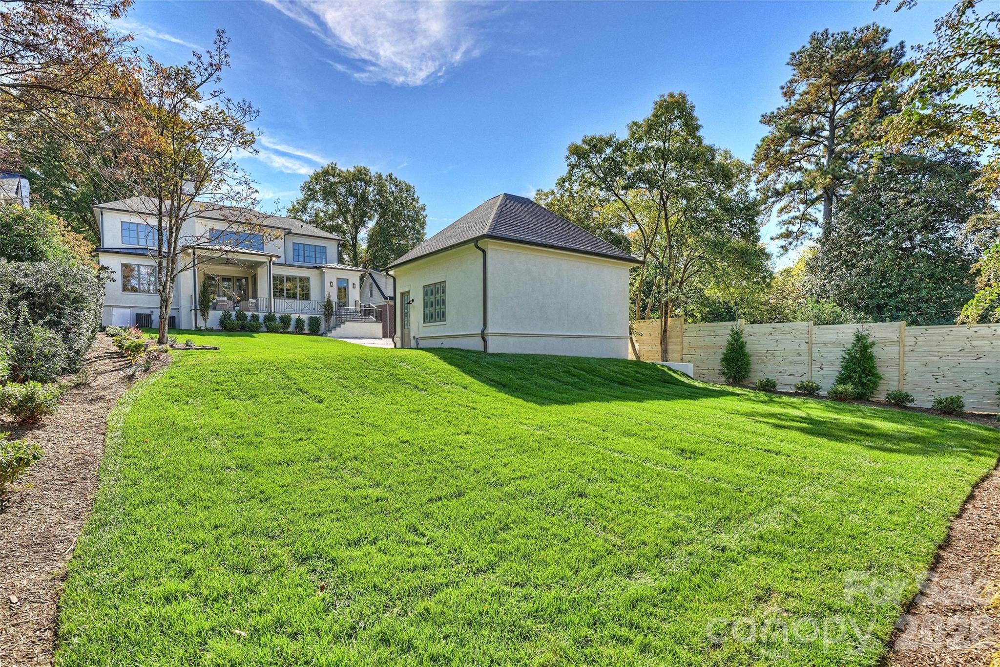 1544 Providence Drive Charlotte NC 28211