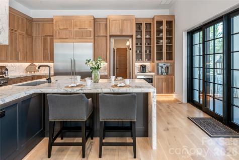 6 Stansbury Drive Asheville NC 28803