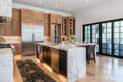 6 Stansbury Drive Asheville NC 28803