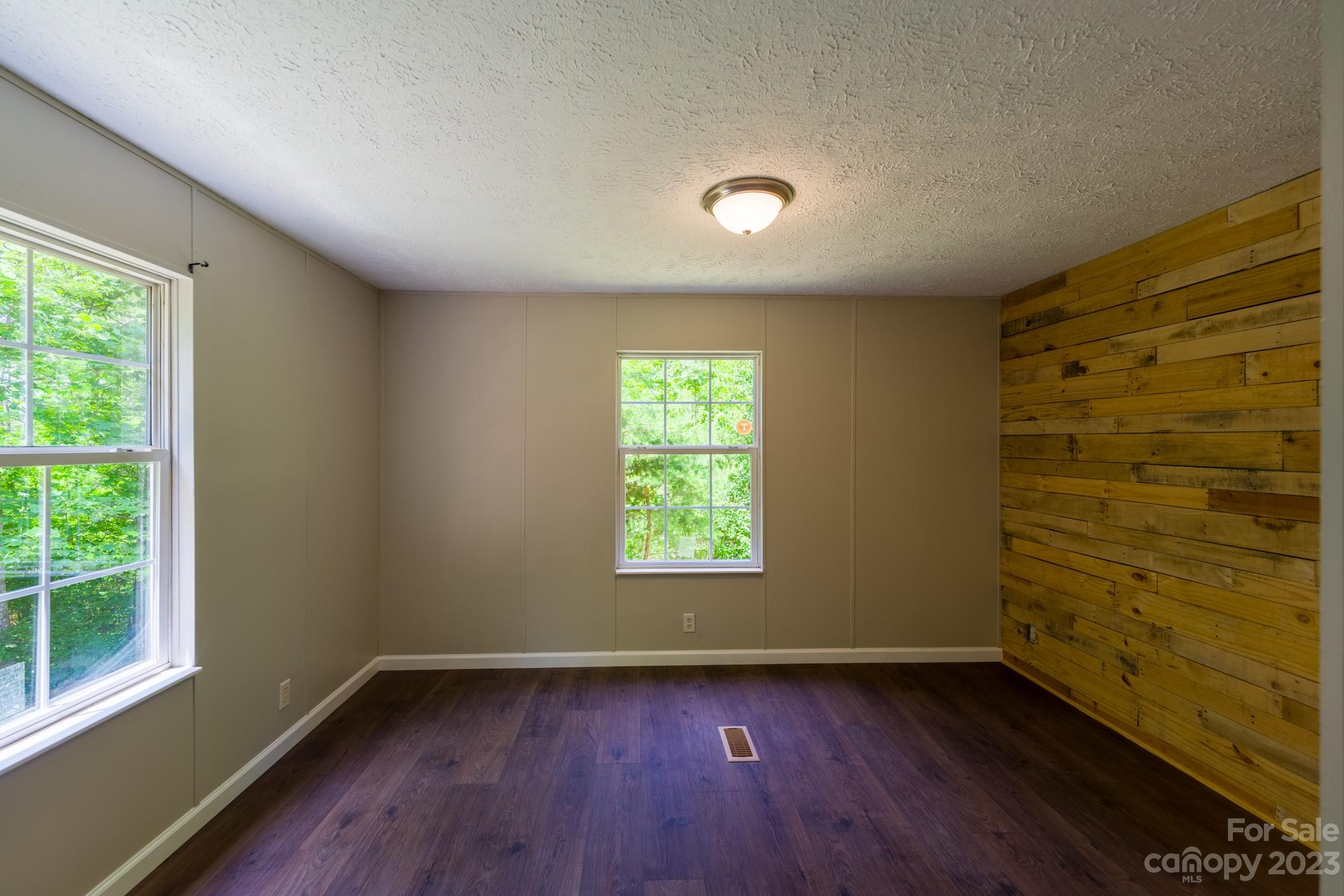 27 Northstar Trail Weaverville NC 28787