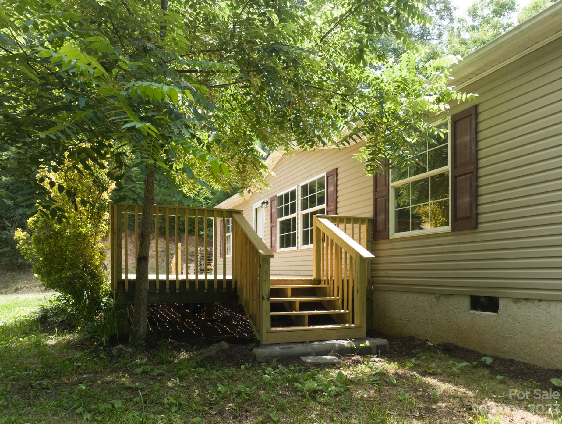 27 Northstar Trail Weaverville NC 28787