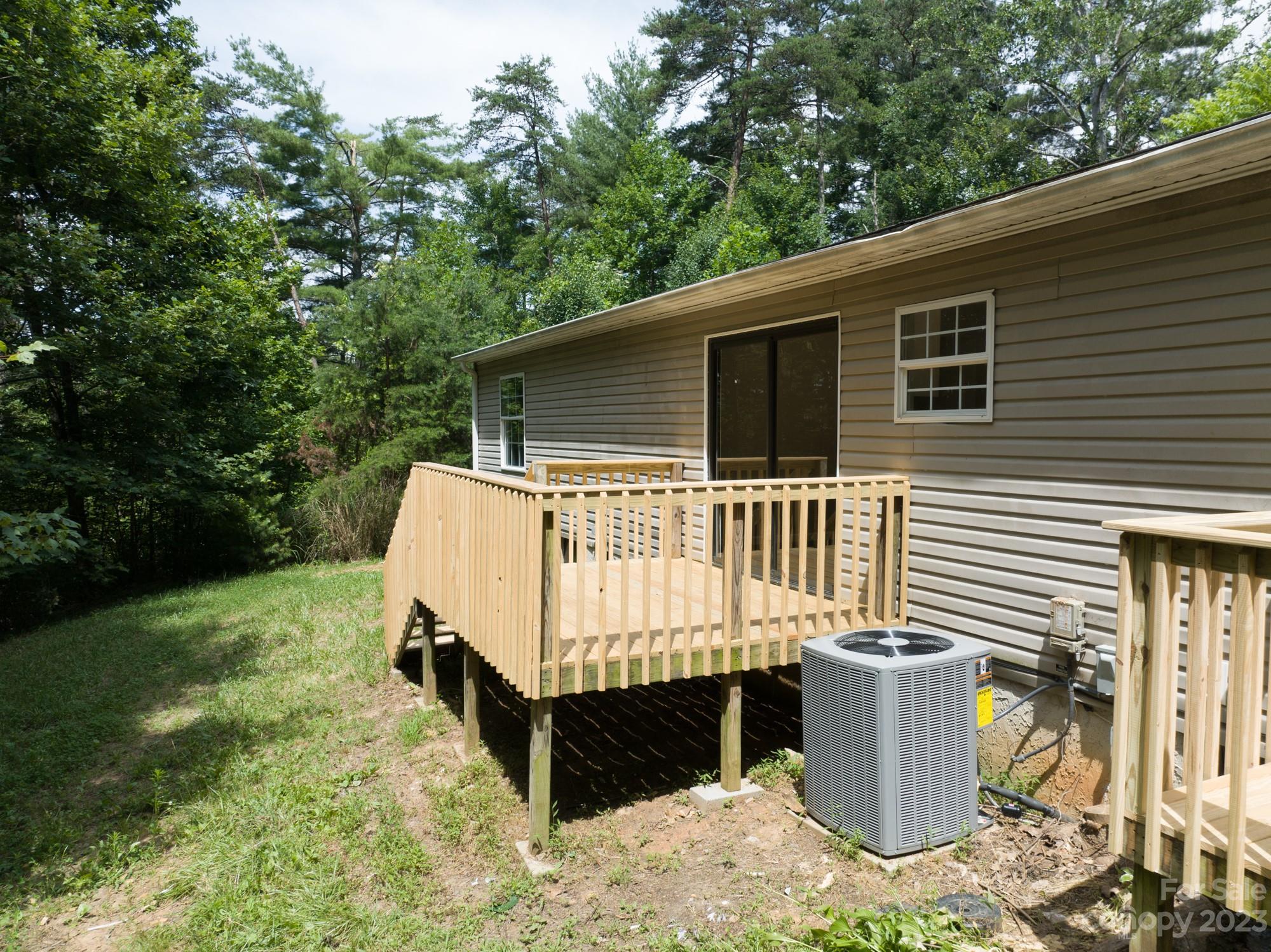 27 Northstar Trail Weaverville NC 28787