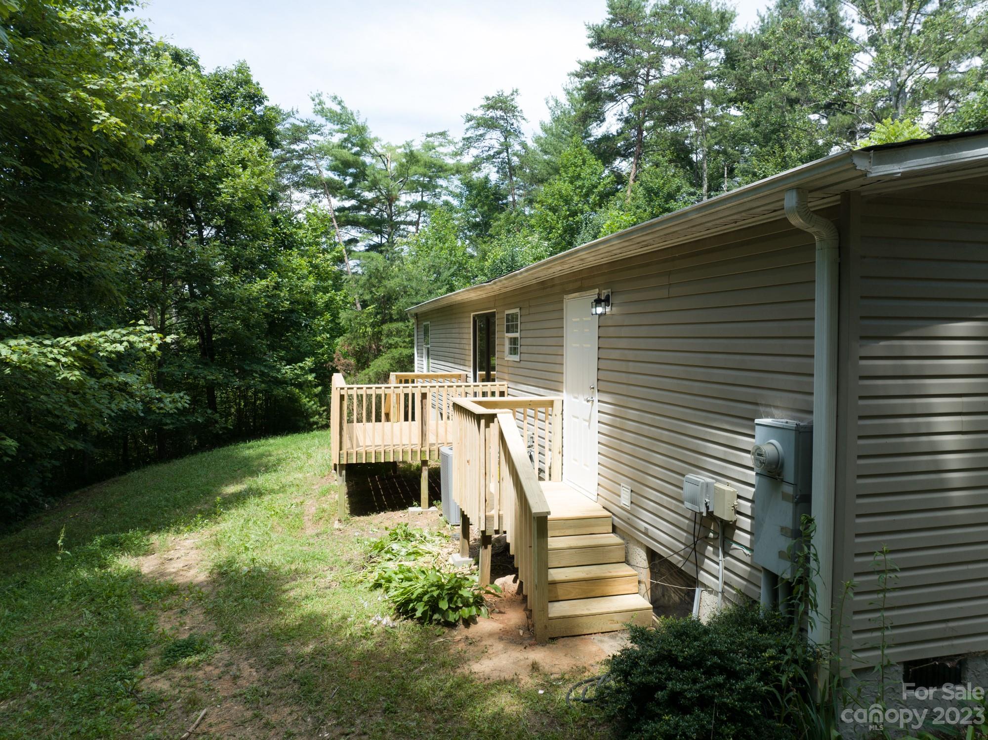 27 Northstar Trail Weaverville NC 28787