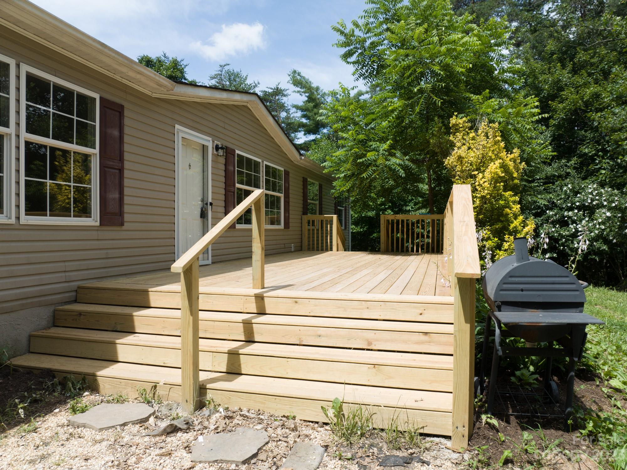 27 Northstar Trail Weaverville NC 28787
